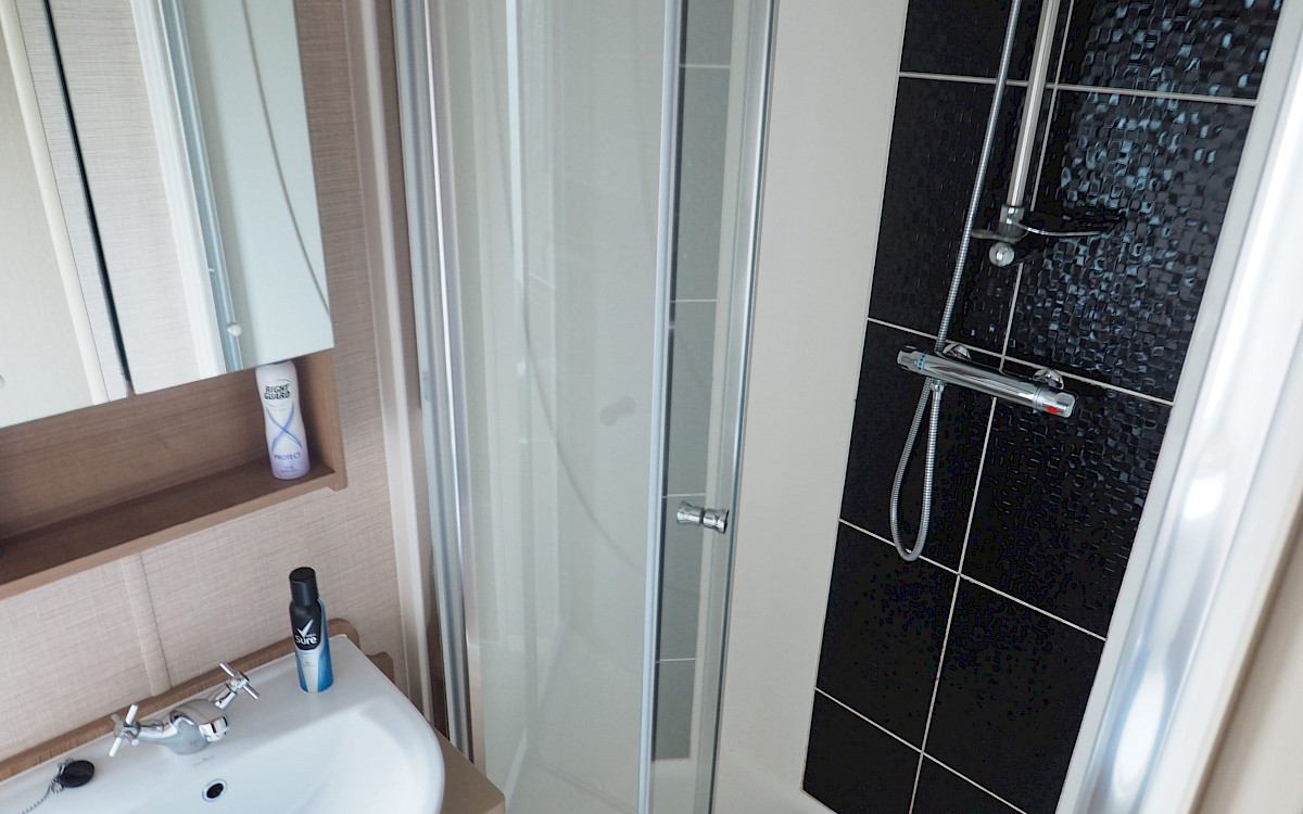 Willerby Granada 38x12