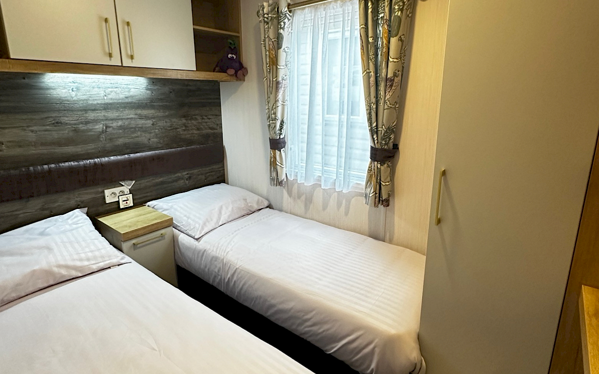 Swift Bordeaux 1200/3