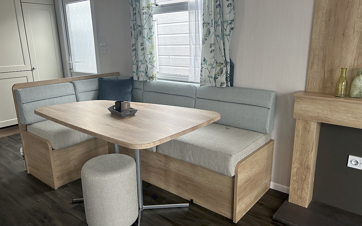 Swift Burgundy 1100/2